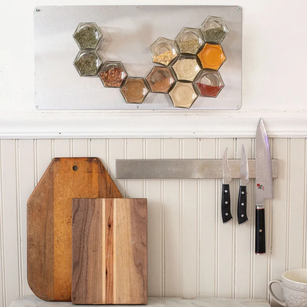 BASICS | 12 Magnetic Jars Filled with Organic Spices