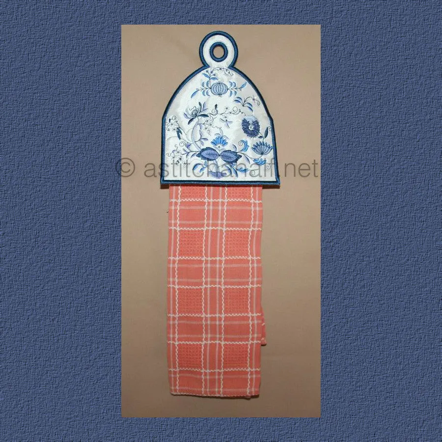 Blue Onion Towel Toppers