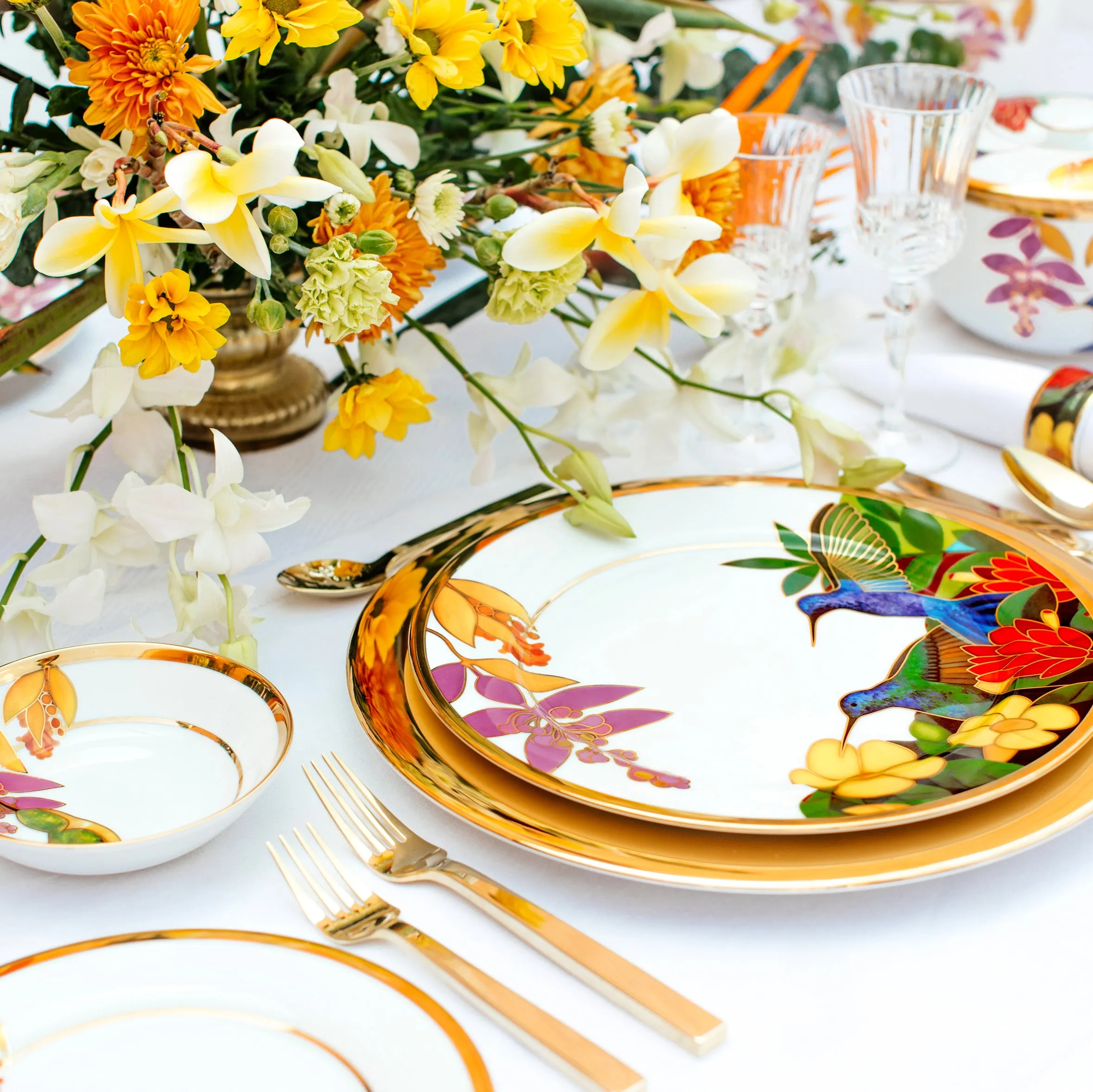 Garden of Paradise by Senaka Senanayake - 63 Piece Dinner Set and Tea Set  - Service for 8