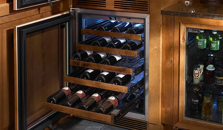Perlick 24 inch Signature Series 45 Bottle Wine Cooler HP24WS-4-4