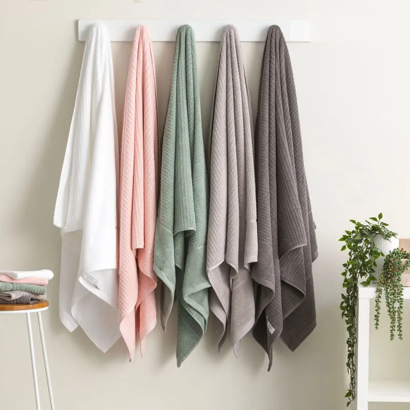 Renee Taylor Cambridge Textured 4 Piece Primrose Bath Towel Pack